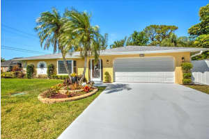 2405 WESTWOOD DRIVE, NORTH FORT MYERS, FL 33917 Sold 05/22/25