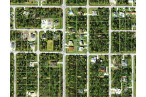 17516 YORK AVENUE, PORT CHARLOTTE, FL 33948 - MLS#MFRC7509025
