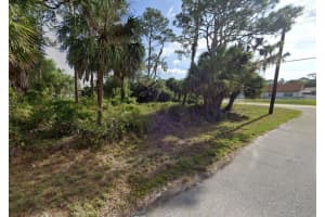 17526 YORK AVENUE, PORT CHARLOTTE, FL 33948 - MLS#MFRC7509027
