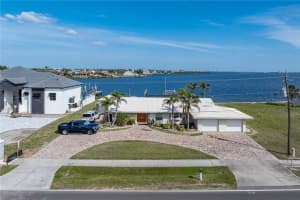 4450 HARBOR BOULEVARD, PORT CHARLOTTE, FL 33952 Sold 05/29/25