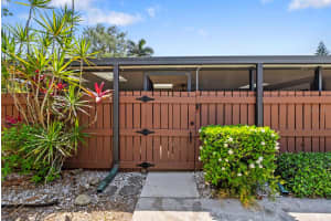 15464 CRYSTAL LAKE DRIVE, NORTH FORT MYERS, FL 33917 - MLS#MFRC7509189