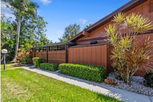 15464 CRYSTAL LAKE DRIVE, NORTH FORT MYERS, FL 33917 - MLS#MFRC7509189