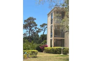 618 Bird Bay Dr S #109, VENICE