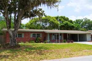 5801 POINCIANA AVENUE, LAKELAND, FL 33809 - MLS#MFRC7509578