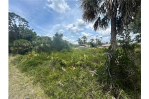 17232 WALDRUN AVENUE, PORT CHARLOTTE, FL 33948 - MLS#MFRC7509614