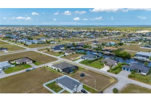 3527 8TH TERRACE, CAPE CORAL, FL 33993 - MLS#MFRC7509621