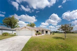 25046 Doredo Dr, PUNTA GORDA