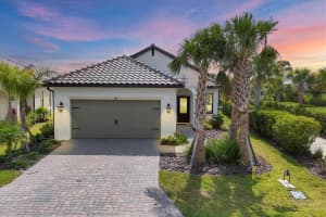 281 Potenza Loop, NOKOMIS