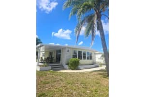 311 ROBALO, NORTH PORT, FL 34287 - MLS#MFRC7509891