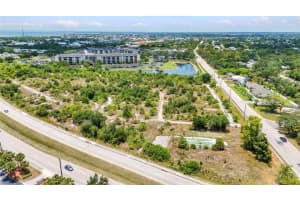 4135 KINGS HWY, PUNTA GORDA, FL 33980 - MLS#MFRC7510108