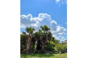 414 RAVENSWOOD BOULEVARD, PORT CHARLOTTE, FL 33954 Sold 10/15/25