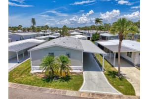 621 Gloriosa Dr, VENICE
