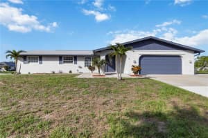 711 FOREST HILL LANE, PORT CHARLOTTE, FL 33948 - MLS#MFRC7510614