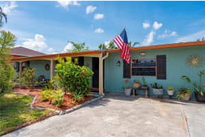 611 BONITA COURT, PUNTA GORDA, FL 33950 - MLS#MFRC7510700