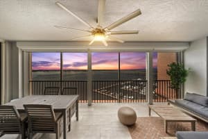 2104 1ST STREET, FORT MYERS, FL 33901 - MLS#MFRC7510780
