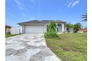 1007 Comstock St, PORT CHARLOTTE