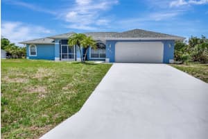 421 Strasburg Dr, PORT CHARLOTTE