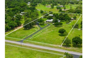 5221 BLACKJACK CIRCLE, PUNTA GORDA, FL 33982 Sold 08/11/25