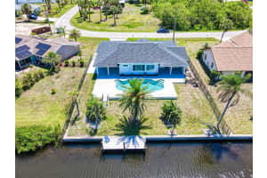 18610 FORT SMITH CIRCLE, PORT CHARLOTTE, FL 33948 - MLS#MFRC7511122