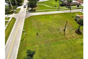 507 WOOD STREET, PUNTA GORDA, FL 33950 Sold 08/22/25
