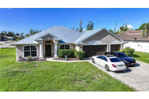 15117 LYNEBURG AVENUE, PORT CHARLOTTE, FL 33981 - MLS#MFRC7511190