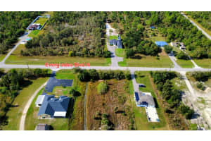 MLS# MFRC7511220, Naples, Florida 34120