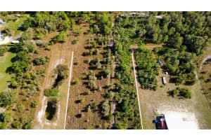 MLS# MFRC7511220, Naples, Florida 34120