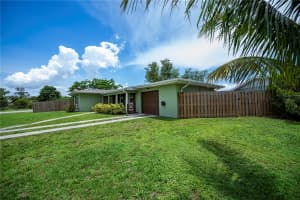 21539 GLADIS AVENUE, PORT CHARLOTTE, FL 33952 - MLS#MFRC7511375