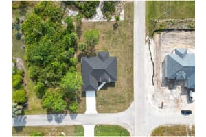 2911 37TH STREET, LEHIGH ACRES, FL 33971 - MLS#MFRC7511398