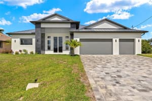 816 39TH AVENUE, CAPE CORAL, FL 33993 - MLS#MFRC7511488