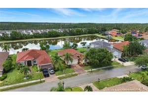 10006 VIA SAN MARCO LOOP, FORT MYERS, FL 33905 - MLS#MFRC7511509
