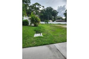 120 BROWN STREET, BRADENTON, FL 34208 Sold 08/29/25