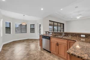 915 33RD TERRACE, CAPE CORAL, FL 33904 - MLS#MFRC7511677