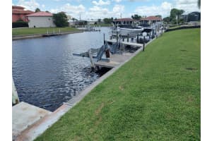 2732 MAGDALINA DRIVE, PUNTA GORDA, FL 33950 - MLS#MFRC7511679