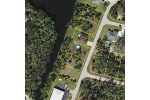 553 PEMBROKE DRIVE, PORT CHARLOTTE, FL 33954 - MLS#MFRC7511681