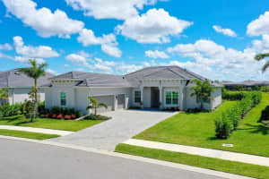 17336 Sandpearl Rd, VENICE