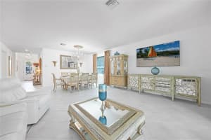 11383 BURGUNDY DRIVE, VENICE, FL 34293 - MLS#MFRC7511737