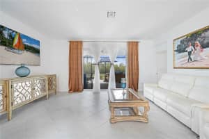 11383 BURGUNDY DRIVE, VENICE, FL 34293 - MLS#MFRC7511737