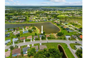 2474 RIO DE JANEIRO AVENUE, PUNTA GORDA, FL 33983 - MLS#MFRC7511867