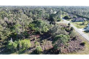 MLS# MFRC7511914, North Port, Florida 34287