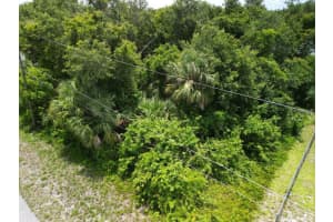 20053 ARMSTRONG AVENUE, PORT CHARLOTTE, FL 33954 - MLS#MFRC7511917