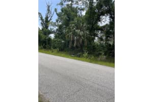 BELLAFONTE AVE, NORTH PORT, FL 34286 - MLS#MFRC7511936