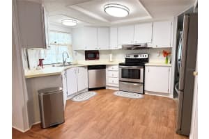 1000 KINGS HIGHWAY, PORT CHARLOTTE, FL 33980 Sold 10/09/25