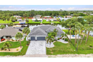 18483 HOTTELET CIRCLE, PORT CHARLOTTE, FL 33948 - MLS#MFRC7511987