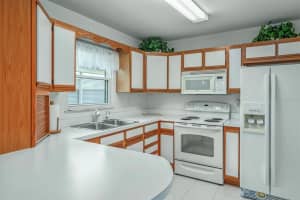 2103 VILLAWAY E, SEBRING, FL 33876 - MLS#MFRC7512000