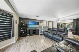 185 ZEPHYR ROAD, VENICE, FL 34293 - MLS#MFRC7512047