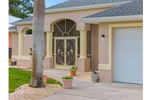 18649 KLINGLER CIRCLE, PORT CHARLOTTE, FL 33948 Sold 10/03/25