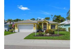 2040 Embarcadero Way, NORTH FORT MYERS