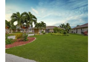 6156 Cocos Dr, FORT MYERS