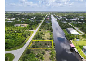 8568 SANTA CRUZ DRIVE, PORT CHARLOTTE, FL 33981 - MLS#MFRC7512168
